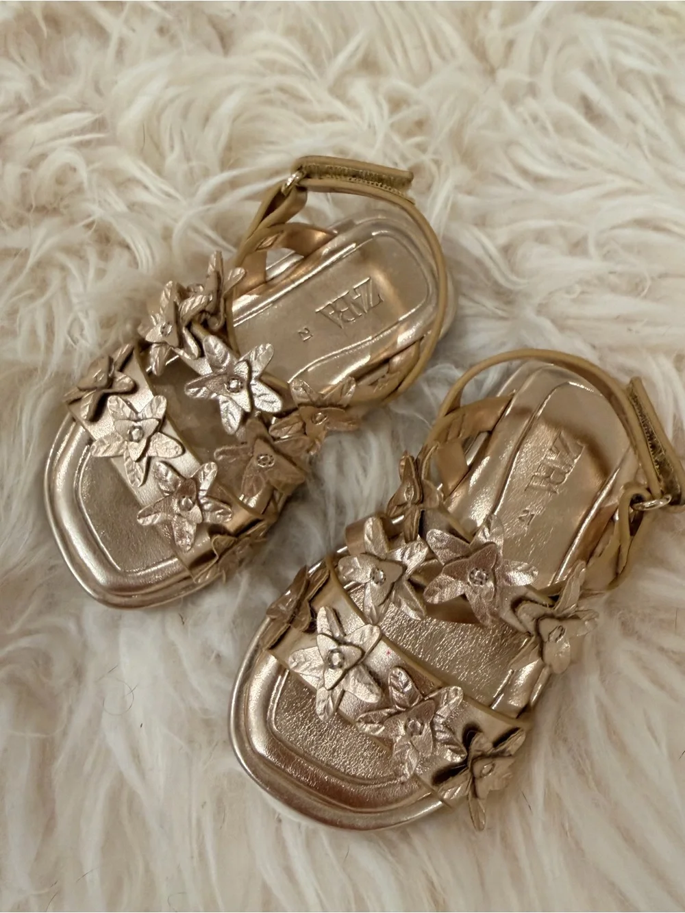 Zara Toddler Metallic Gold Floral Sandals